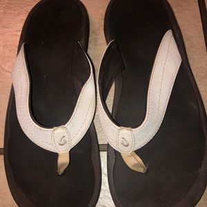 olukai sandals rarely worn
